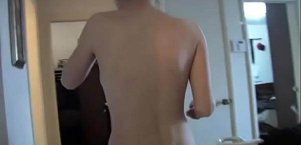  Sexy Girflriend Shaves And Shows Her Butt